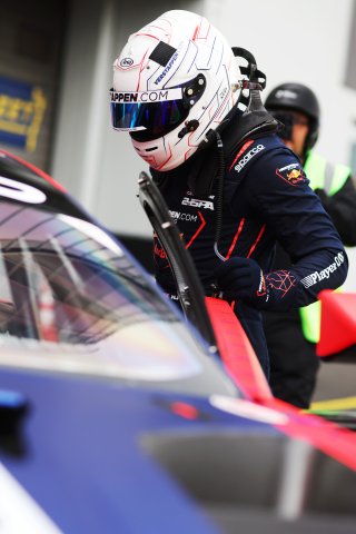 #33 - Verstappen.com Racing - Harry KING - Aston Martin Vantage AMR GT3 EVO 