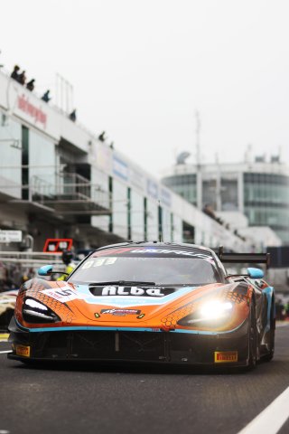 #5 - Optimum Motorsport - Largim ALI - James ALLEN - Michael PORTER - McLaren 720S GT3 EVO