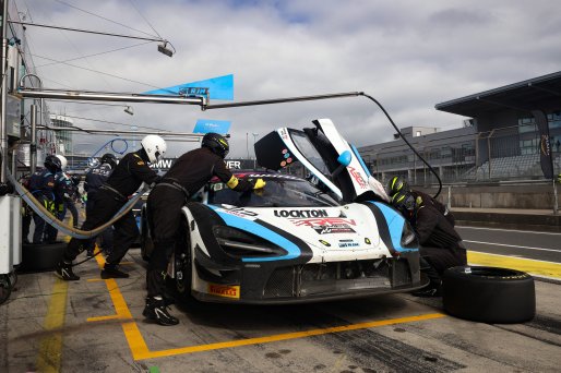 #23 - Team RJN - Reece BARR - Tommy FOSTER - Alex BUNCOMBE - McLaren 720S GT3 EVO | SRO / JEP