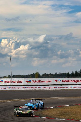 #111 - CSA Racing - Arthur ROUGIER - James KELL - Simon GACHET - McLaren 720S GT3 EVO