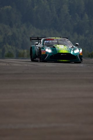 #21 - Comtoyou Racing - Nicolas BAERT - Jamie DAY - Kobe PAUWELS - Aston Martin Vantage AMR GT3 EVO