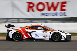 #24 - Steller Motorsport - Alec UDELL - Daniel ALI - Lorcan HANAFIN - Corvette Z06 GT3.R