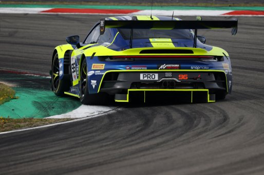 #96 - Rutronik Racing - Sven MULLER - Patric NIEDERHAUSER - Alessio PICARIELLO - Porsche 911 GT3 R (992) | SRO / JEP