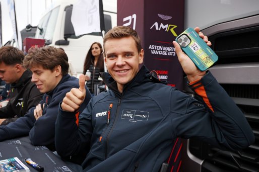 #21 - Comtoyou Racing - Kobe PAUWELS - Aston Martin Vantage AMR GT3 EVO in the autograph session | SRO / JEP