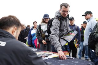 Fans at the Autograph Session
