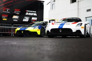 Maserati Lead Car and Safety Car