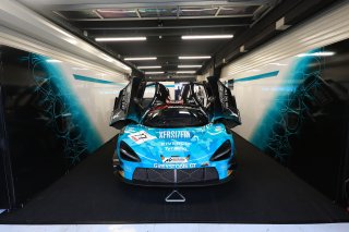 #77 - Greystone GT - Jayden KELLY - Zac MEAKIN - Michael O'BRIEN - McLaren 720S GT3 EVO 