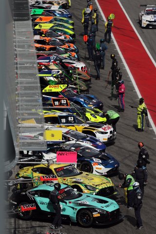 #81 - Winward Racing - Gabriele PIANA - Rinat SALIKHOV - Marvin DIENST - Mercedes-AMG GT3 EVO
