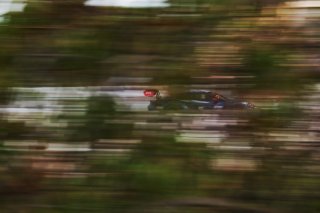 #97 - Rutronik Racing - Loek HARTOG - Antares AU - Morris SCHURING - Porsche 911 GT3 R (992)
