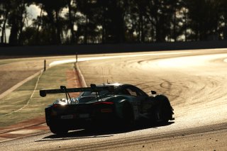 #77 - Greystone GT - Jayden KELLY - Zac MEAKIN - Michael O'BRIEN - McLaren 720S GT3 EVO 