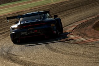 #97 - Rutronik Racing - Loek HARTOG - Antares AU - Morris SCHURING - Porsche 911 GT3 R (992)