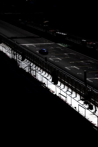 #97 - Rutronik Racing - Loek HARTOG - Antares AU - Morris SCHURING - Porsche 911 GT3 R (992)