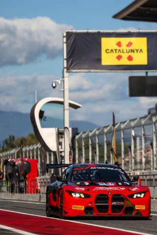 #991 - Paradine Competition - Jake DENNIS - Sean GELAEL - Darren LEUNG - BMW M4 GT3 EVO