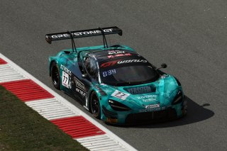 #77 - Greystone GT - Jayden KELLY - Zac MEAKIN - Michael O'BRIEN - McLaren 720S GT3 EVO 