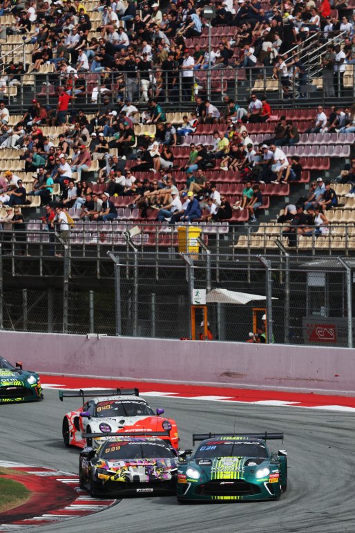 #21 - Comtoyou Racing - Nicolas BAERT - Jamie DAY - Kobe PAUWELS - Aston Martin Vantage AMR GT3 EVO | SRO / JEP