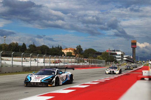 #23 - Team RJN - Reece BARR - Tommy FOSTER - Alex BUNCOMBE - McLaren 720S GT3 EVO | SRO / JEP
