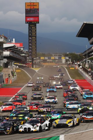 #777 - AlManar Racing by WRT - Jens KLINGMANN - Ben TUCK - Al Faisal AL ZUBAIR - BMW M4 GT3 EVO