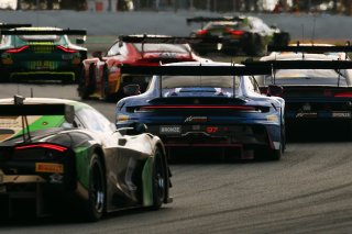 #97 - Rutronik Racing - Loek HARTOG - Antares AU - Morris SCHURING - Porsche 911 GT3 R (992)