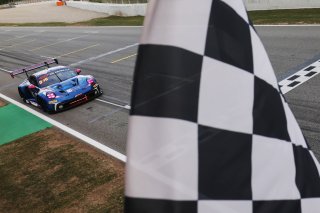 #97 - Rutronik Racing - Loek HARTOG - Antares AU - Morris SCHURING - Porsche 911 GT3 R (992)
