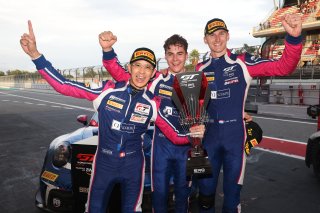 #97 - Rutronik Racing - Loek HARTOG - Antares AU - Morris SCHURING - Porsche 911 GT3 R (992)