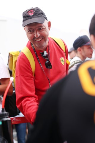 Fans at the Autograph Session