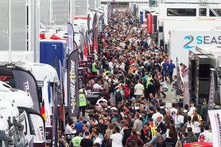 Autograph session in the padock