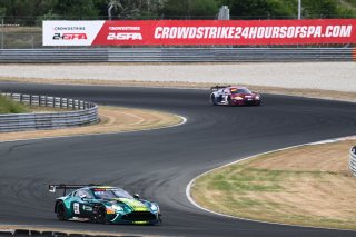 #21 - Comtoyou Racing - Jamie DAY - Kobe PAUWELS - Aston Martin Vantage AMR GT3 EVO