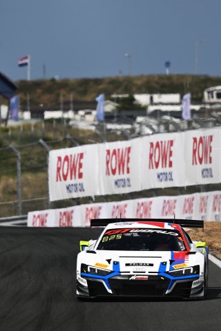 #25 - Sainteloc Racing - Paul EVRARD - Gilles MAGNUS - Audi R8 LMS GT3 EVO II 