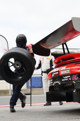 #80 - Lionspeed GP - Ricardo FELLER - Gabriel RINDONE - Porsche 911 GT3 R 