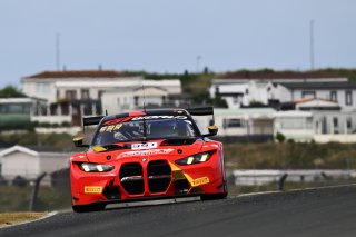 #991 - Paradine Competition - Augusto Farfus - Darren LEUNG - BMW M4 GT3 EVO 