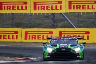 #35 - Walkenhorst Motorsport - Henrique Chaves - Mateo VILLAGOMEZ - Aston Martin Vantage AMR GT3 EVO