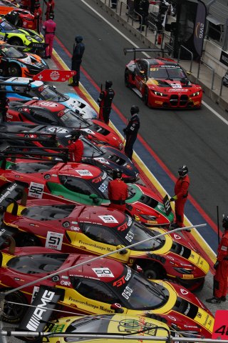 #991 - Paradine Competition - Augusto Farfus - Darren LEUNG - BMW M4 GT3 EVO 