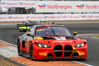 #991 - Paradine Competition - Augusto Farfus - Darren LEUNG - BMW M4 GT3 EVO 