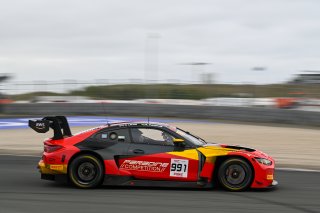 #991 - Paradine Competition - Augusto Farfus - Darren LEUNG - BMW M4 GT3 EVO 