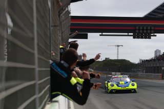 #96 - Rutronik Racing - Patric NIEDERHAUSER - Sven MULLER - Porsche 911 GT3 R (992)