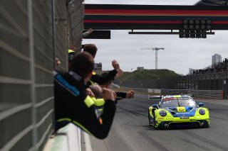 #96 - Rutronik Racing - Patric NIEDERHAUSER - Sven MULLER - Porsche 911 GT3 R (992)