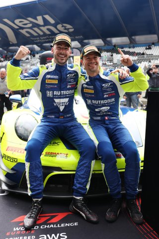 #96 - Rutronik Racing - Patric NIEDERHAUSER - Sven MULLER - Porsche 911 GT3 R (992)
