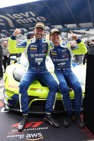 #96 - Rutronik Racing - Patric NIEDERHAUSER - Sven MULLER - Porsche 911 GT3 R (992)