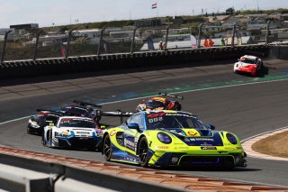 #96 - Rutronik Racing - Patric NIEDERHAUSER - Sven MULLER - Porsche 911 GT3 R (992)