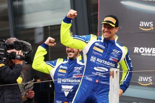 #96 - Rutronik Racing - Patric NIEDERHAUSER - Sven MULLER - Porsche 911 GT3 R (992)