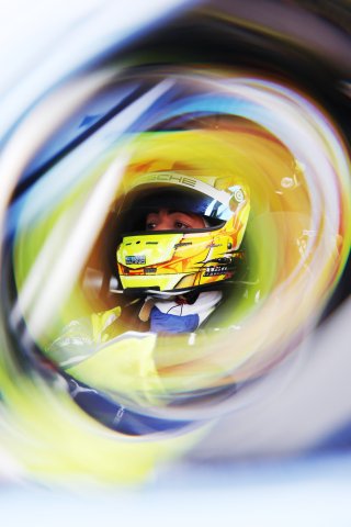 #96 - Rutronik Racing -  Sven MULLER - Porsche 911 GT3 R (992)