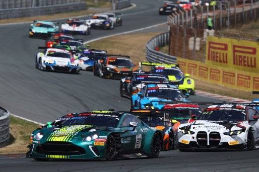 #21 - Comtoyou Racing - Jamie DAY - Kobe PAUWELS - Aston Martin Vantage AMR GT3 EVO | SRO / JEP