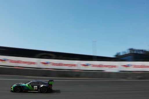 #35 - Walkenhorst Motorsport - Henrique Chaves - Mateo VILLAGOMEZ - Aston Martin Vantage AMR GT3 EVO | SRO / JEP