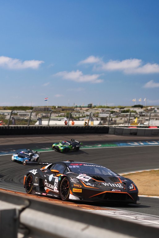 #76 - Barwell Motorsport - Bijoy GARG - Christian BOGLE - Lamborghini Huracan GT3 EVO2 | SRO / JEP