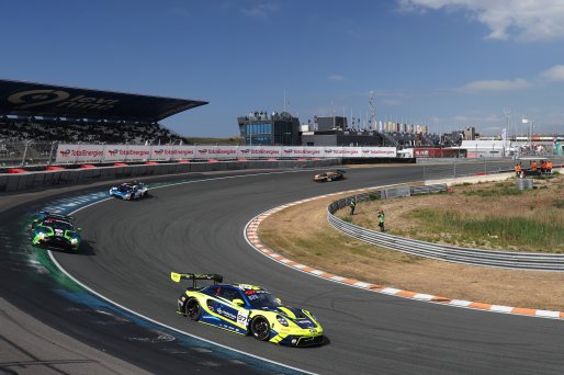 #97 - Rutronik Racing - Loek HARTOG - Eshan PIERIS - Porsche 911 GT3 R (992) | SRO / JEP