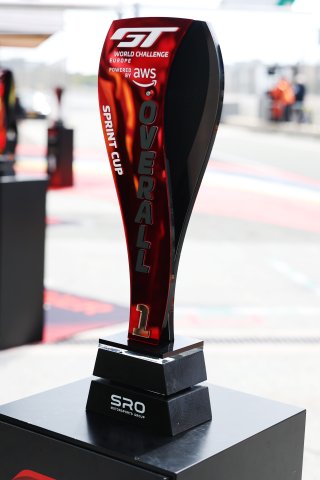 Sprint Cup Winners' Trophy