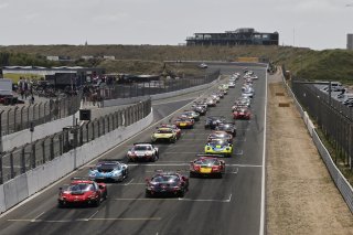 Start of Race 2 - #14 - Emil Frey Racing - Konsta LAPPALAINIEN - Ben GREEN - Ferrari 296 GT3  leads #69 - Emil Frey Racing - Thierry VERMEULEN - Chris LULHAM - Ferrari 296 GT3 