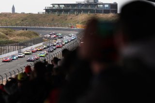 Start of Race 2 - #14 - Emil Frey Racing - Konsta LAPPALAINIEN - Ben GREEN - Ferrari 296 GT3  leads #69 - Emil Frey Racing - Thierry VERMEULEN - Chris LULHAM - Ferrari 296 GT3 