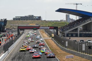 Start of Race 2 - #14 - Emil Frey Racing - Konsta LAPPALAINIEN - Ben GREEN - Ferrari 296 GT3  leads #69 - Emil Frey Racing - Thierry VERMEULEN - Chris LULHAM - Ferrari 296 GT3 