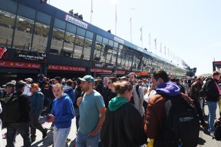 Autograph Session and pitwalk - Circuit Zandvoort 